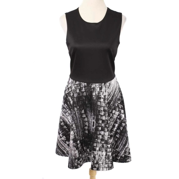 KATHERINE BARCLAY Black & White Fit & Flare Sleeveless Scuba Dress NWT - Picture 2 of 5